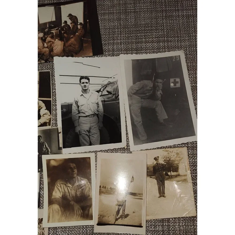 Misc lot of military snapshots (28) 1945-1950's Black and white Ft Bragg Africa - Picture 5 of 14